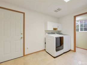 3995 SW Cimmarron Lane, Port Orchard WA 98367