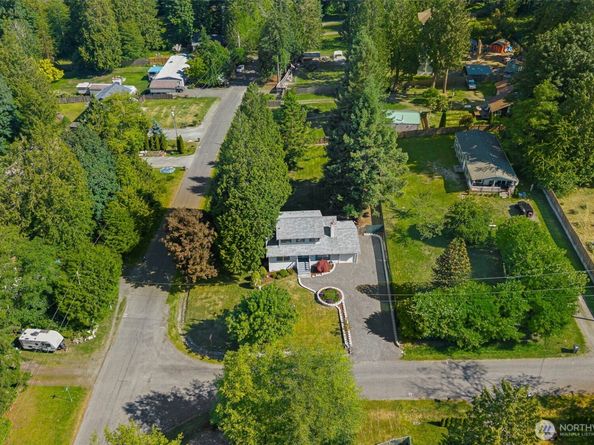 12506 NE Virginia Court, Kingston WA 98346