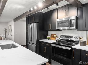 12930 SW 204th Street, Vashon WA 98070