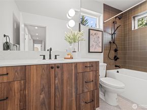 3026 NE 95th Street, Seattle WA 98115