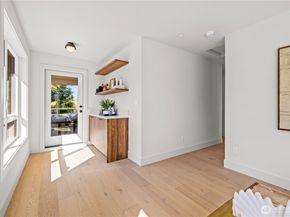 3026 NE 95th Street, Seattle WA 98115