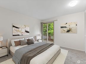 11006 NE 68th Street 819, Kirkland WA 98033