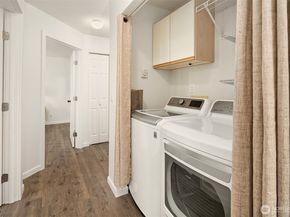 9210 Market Pl D201, Lake Stevens WA 98258
