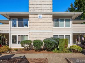 9210 Market Pl D201, Lake Stevens WA 98258