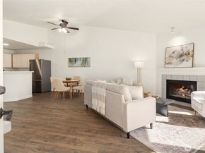 9210 Market Pl D201, Lake Stevens WA 98258