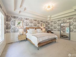 21835 NE 104th Place, Redmond WA 98053