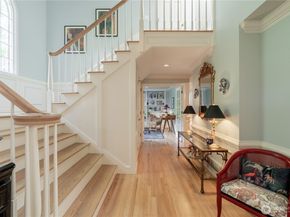 21835 NE 104th Place, Redmond WA 98053