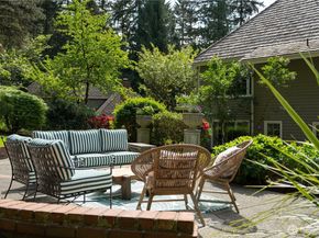21835 NE 104th Place, Redmond WA 98053