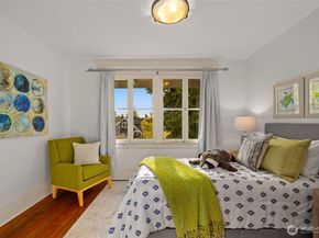 2529 Queen Anne Avenue N, Seattle WA 98109