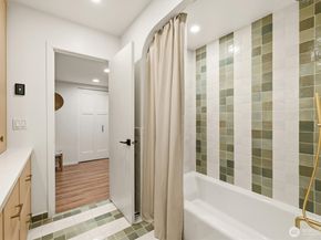 14317 SE 49th Street, Bellevue WA 98006