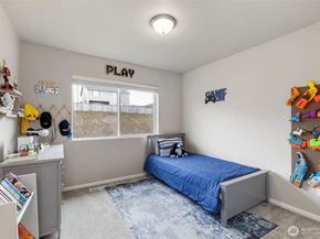 1328 Baker Heights Loop, Bremerton WA 98312