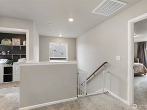 1328 Baker Heights Loop, Bremerton WA 98312
