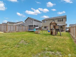 1328 Baker Heights Loop, Bremerton WA 98312