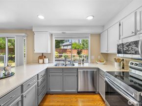 15720 SE 184th Street, Renton WA 98058