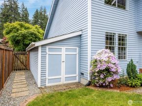 15720 SE 184th Street, Renton WA 98058