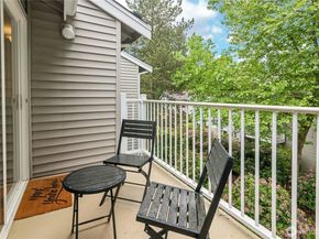 25235 SE Klahanie Boulevard E305, Sammamish WA 98029