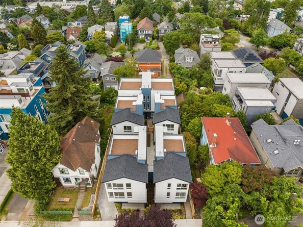 823 B 17th Avenue, Seattle WA 98144