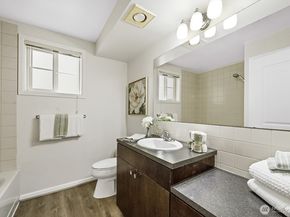 124 Bellevue Avenue E 306, Seattle WA 98102