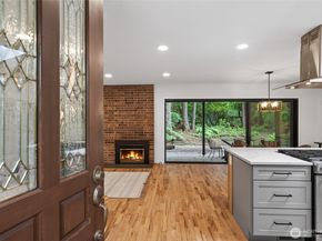 1521 150th Avenue SE, Bellevue WA 98007