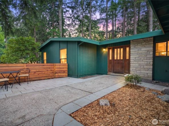 1521 150th Avenue SE, Bellevue WA 98007