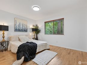 1521 150th Avenue SE, Bellevue WA 98007