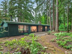 1521 150th Avenue SE, Bellevue WA 98007