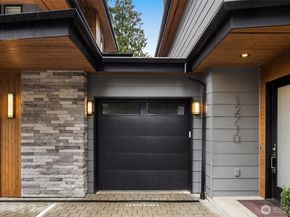 12710 NE 72nd Street, Kirkland WA 98033