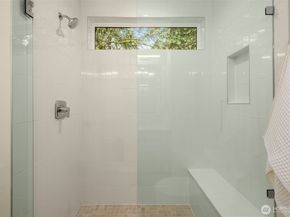12710 NE 72nd Street, Kirkland WA 98033