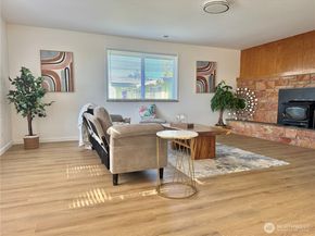 19431 107TH Avenue SE, Renton WA 98055