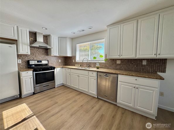 19431 107TH Avenue SE, Renton WA 98055