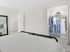 3406 W Government Way 7, Seattle WA 98199
