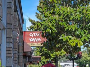 3406 W Government Way 7, Seattle WA 98199
