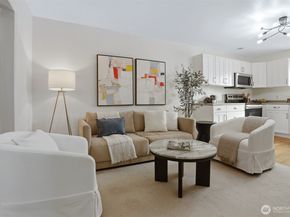 3406 W Government Way 7, Seattle WA 98199