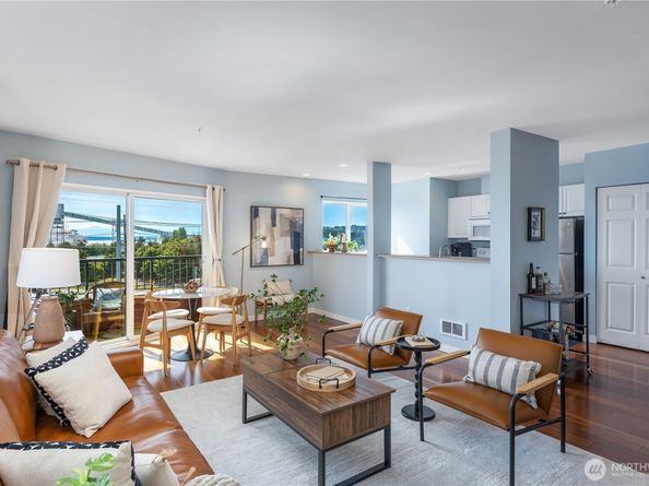 524 6th Avenue W 210, Seattle WA 98119