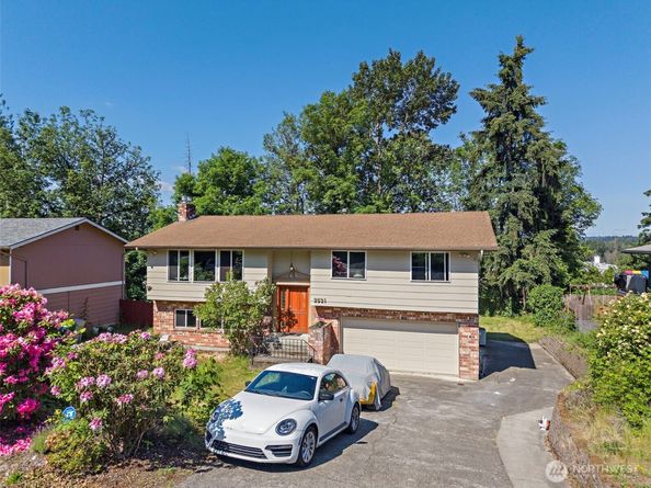 2521 Talbot Crest Drive S, Renton WA 98055