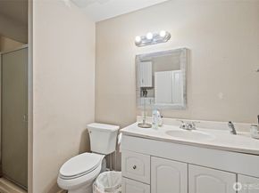2521 Talbot Crest Drive S, Renton WA 98055