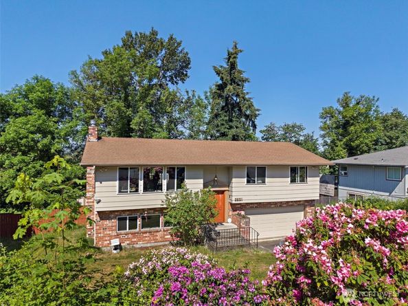 2521 Talbot Crest Drive S, Renton WA 98055