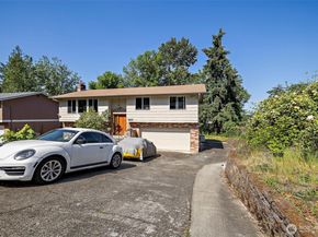 2521 Talbot Crest Drive S, Renton WA 98055