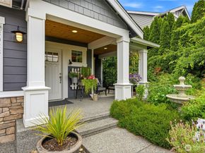 3923 221st Street SE, Bothell WA 98021