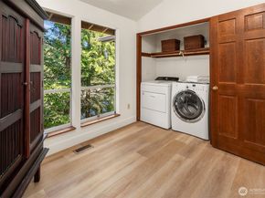 3050 126th Avenue NE, Bellevue WA 98005