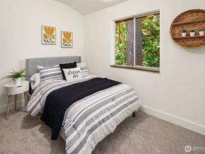 3050 126th Avenue NE, Bellevue WA 98005