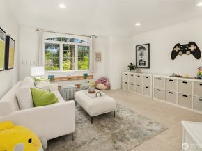 21728 NE 81st Street, Redmond WA 98053