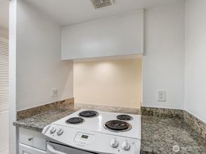14605 34th Street NE h19, Bellevue WA 98007