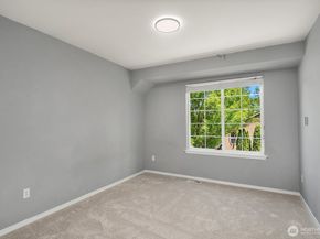 20321 128th Place NE, Woodinville WA 98072