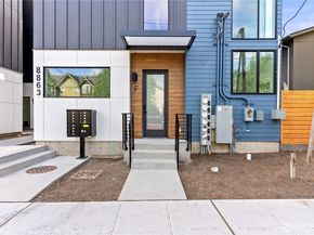 8849 Midvale Avenue N F, Seattle WA 98103