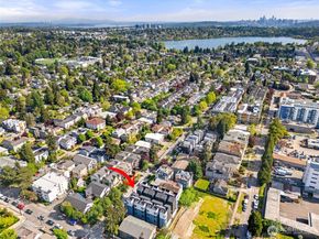 8849 Midvale Avenue N F, Seattle WA 98103