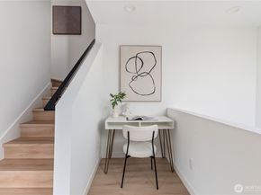 8849 Midvale Avenue N F, Seattle WA 98103