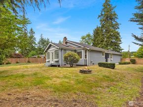 18913 136th Avenue NE, Woodinville WA 98072