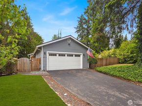 18913 136th Avenue NE, Woodinville WA 98072
