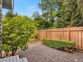 18913 136th Avenue NE, Woodinville WA 98072